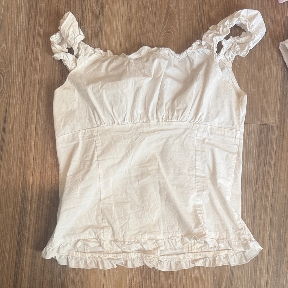 Women's White Ruffle Button-Front Tank Top - Picture 3 of 3